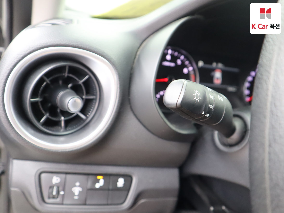 Kia K3 2022 - Image 9
