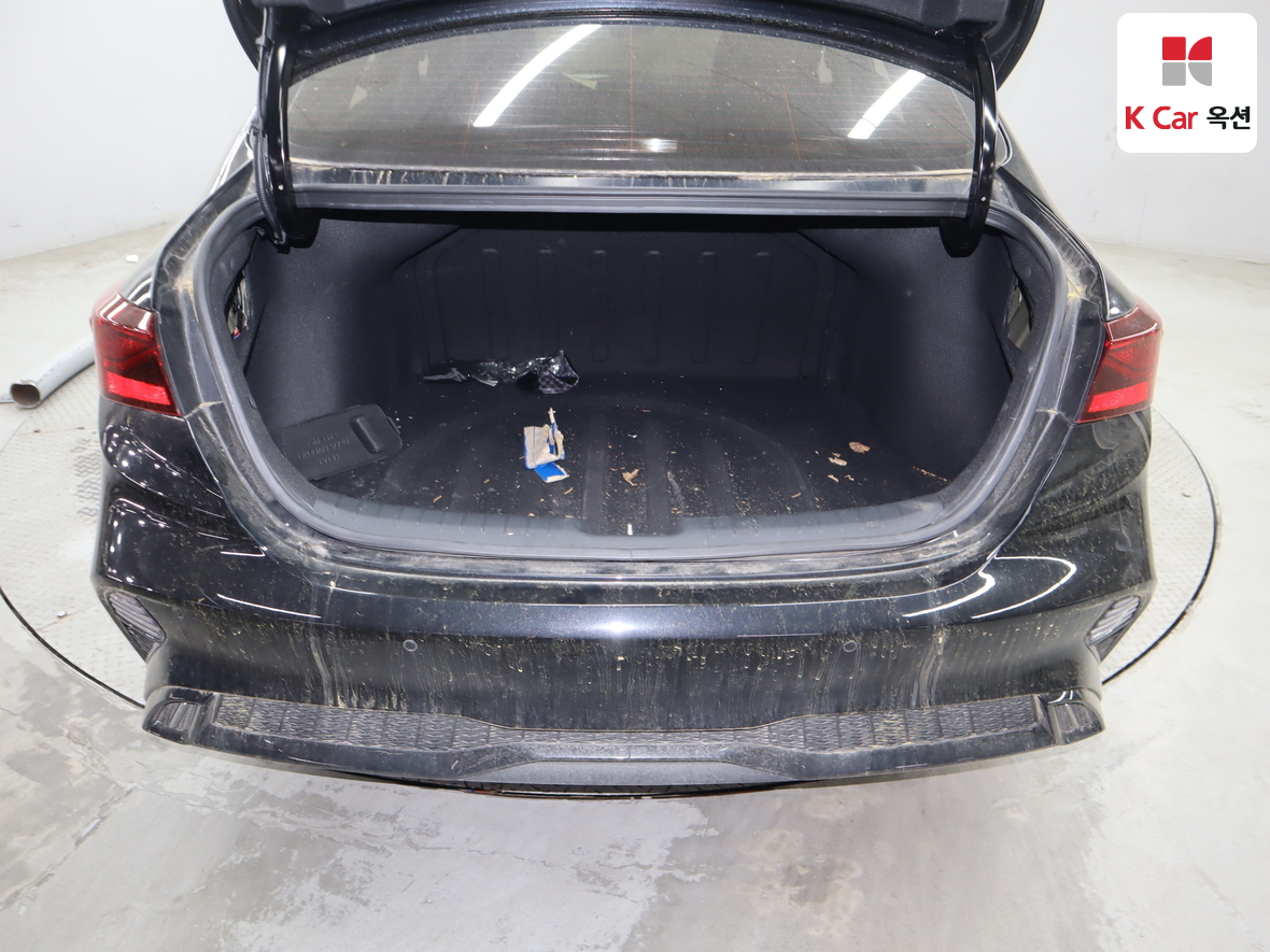 Kia K3 2022 - Image 23