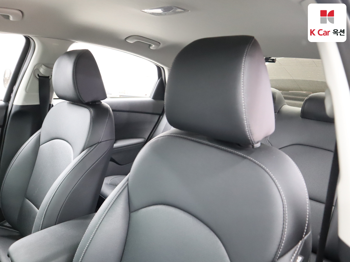 Kia K3 2022 - Image 18