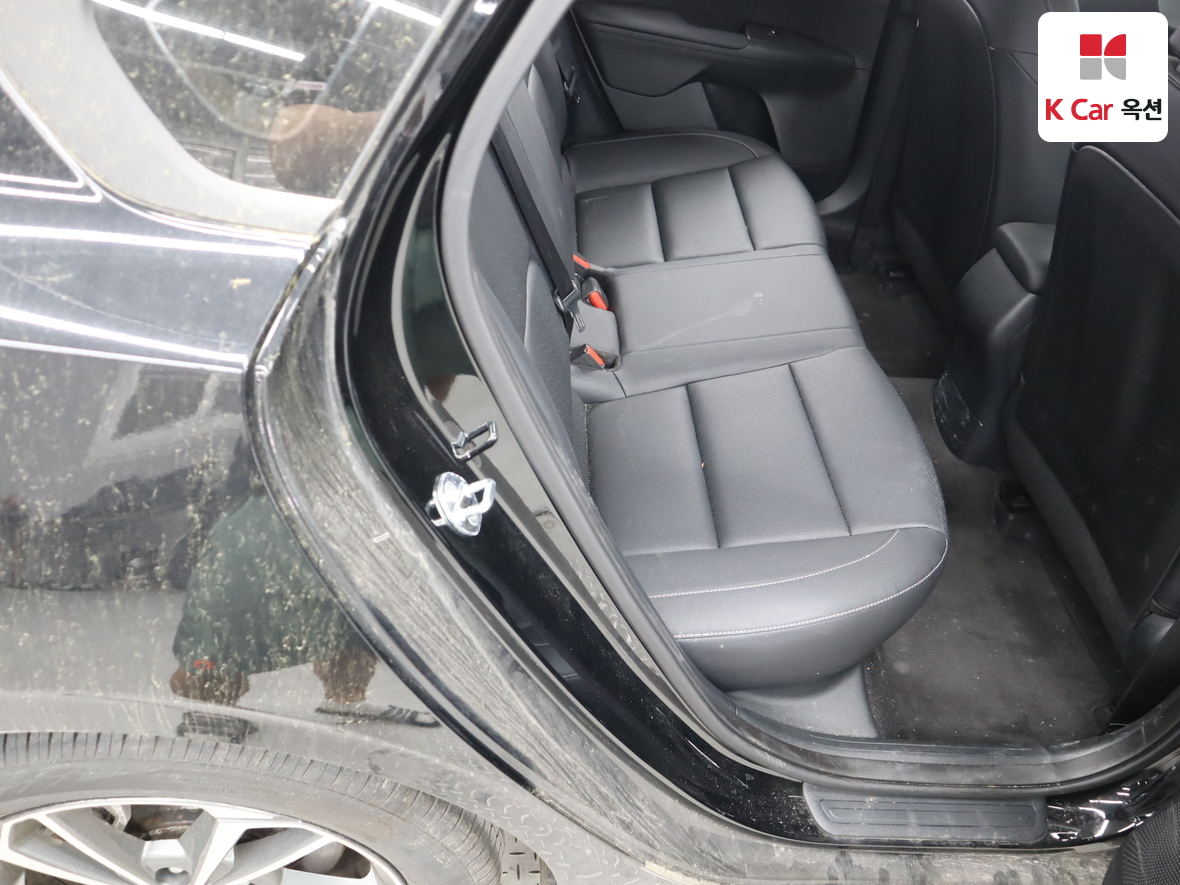 Kia K3 2022 - Image 25