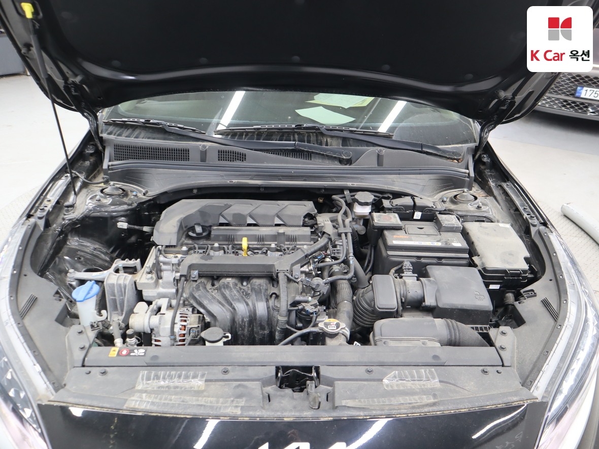 Kia K3 2022 - Image 30