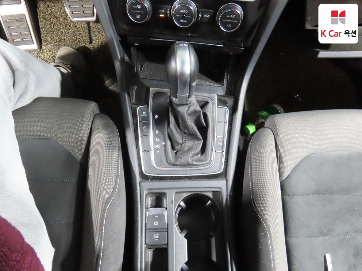 Volkswagen Golf 2015 - Image 17