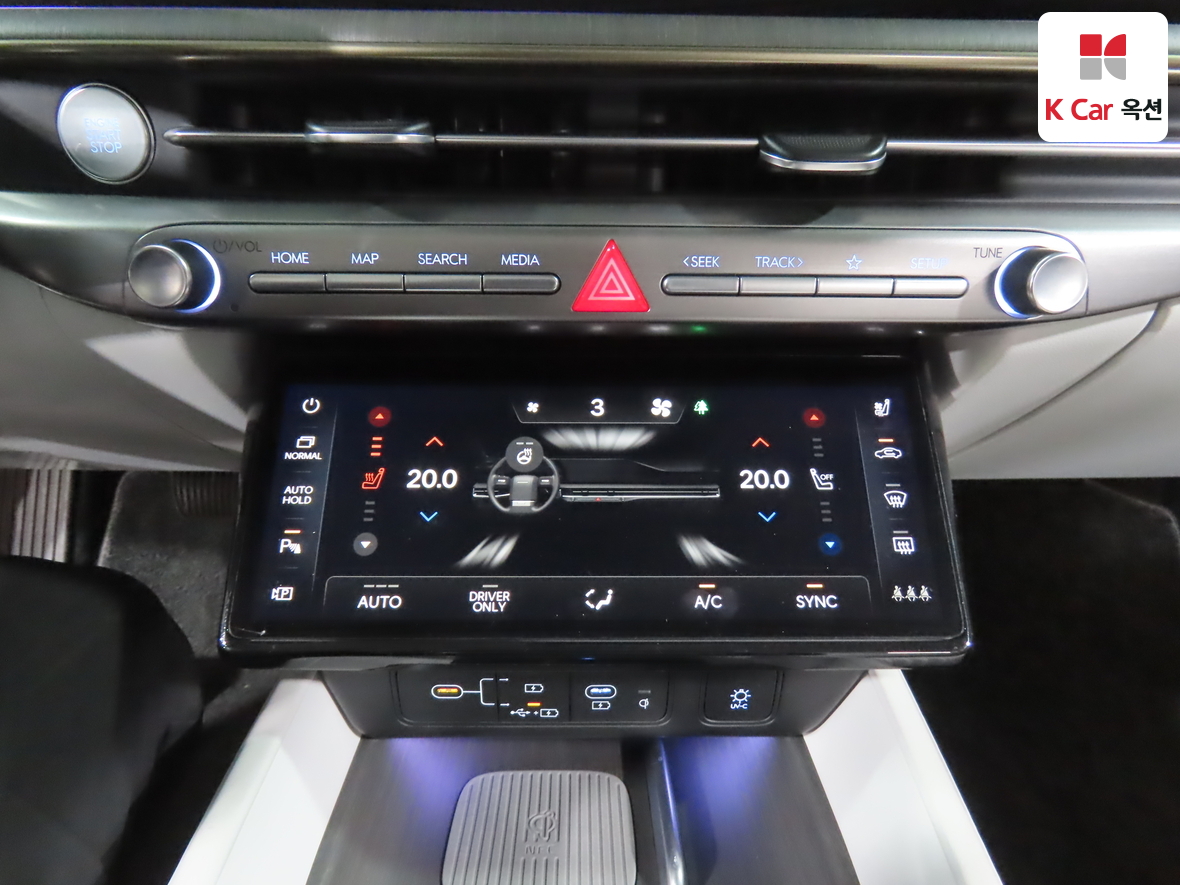 Hyundai AZERA 2023 - Image 15