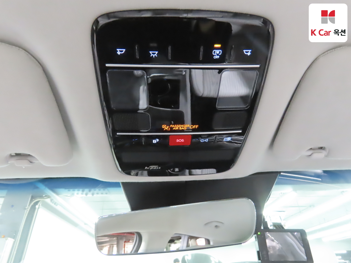 Hyundai AZERA 2023 - Image 12