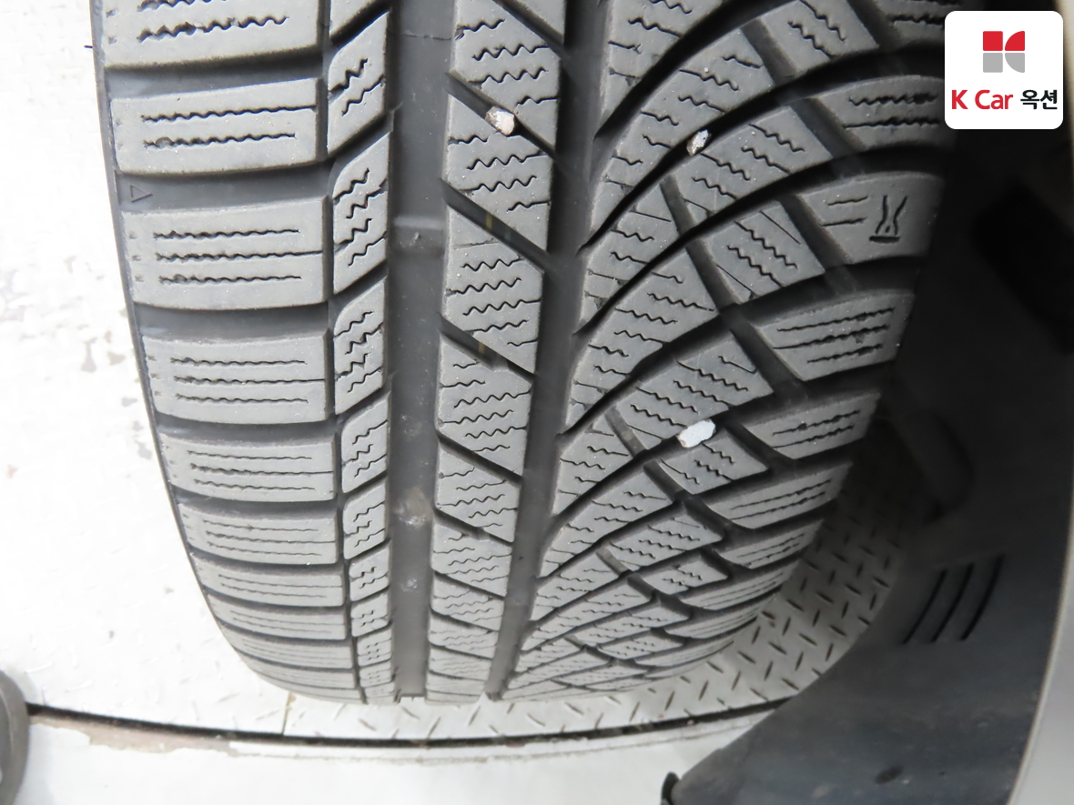 Hyundai AZERA 2023 - Image 34