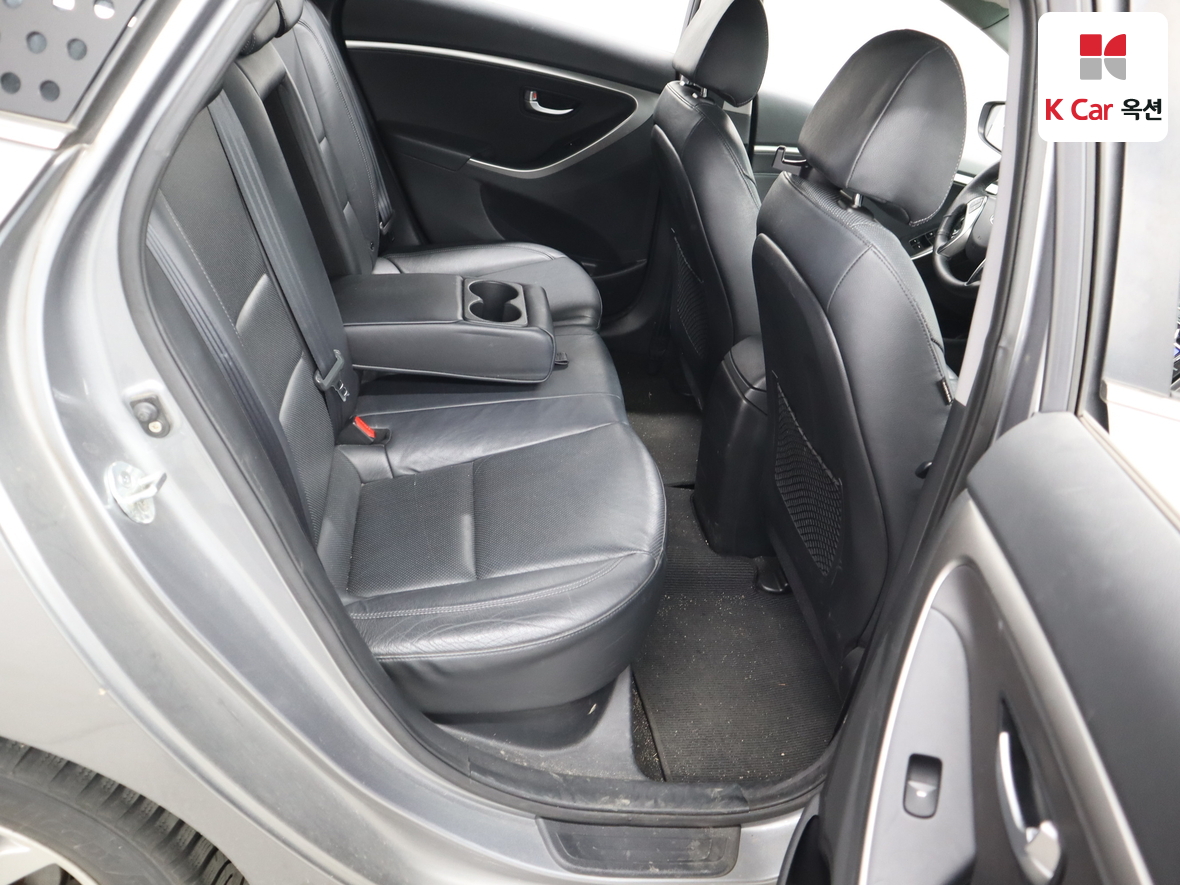 Hyundai i30 2012 - Image 29