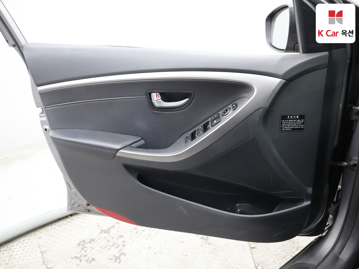 Hyundai i30 2012 - Image 8