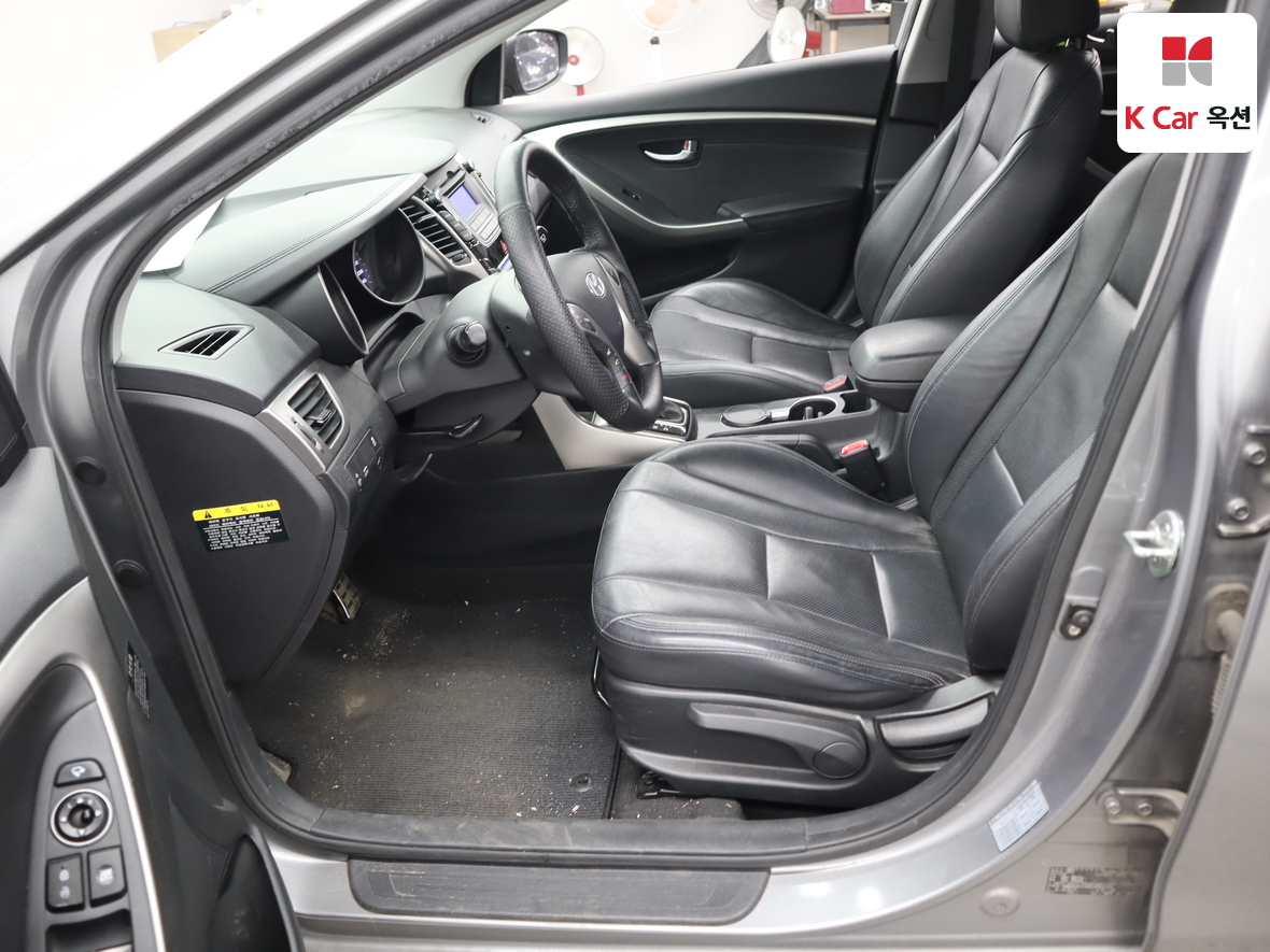 Hyundai i30 2012 - Image 18