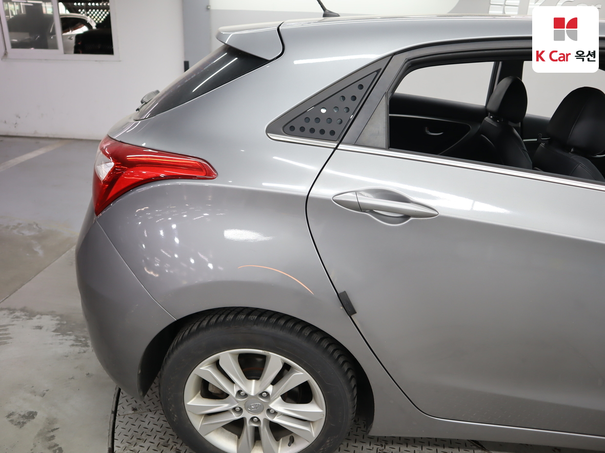 Hyundai i30 2012 - Image 38