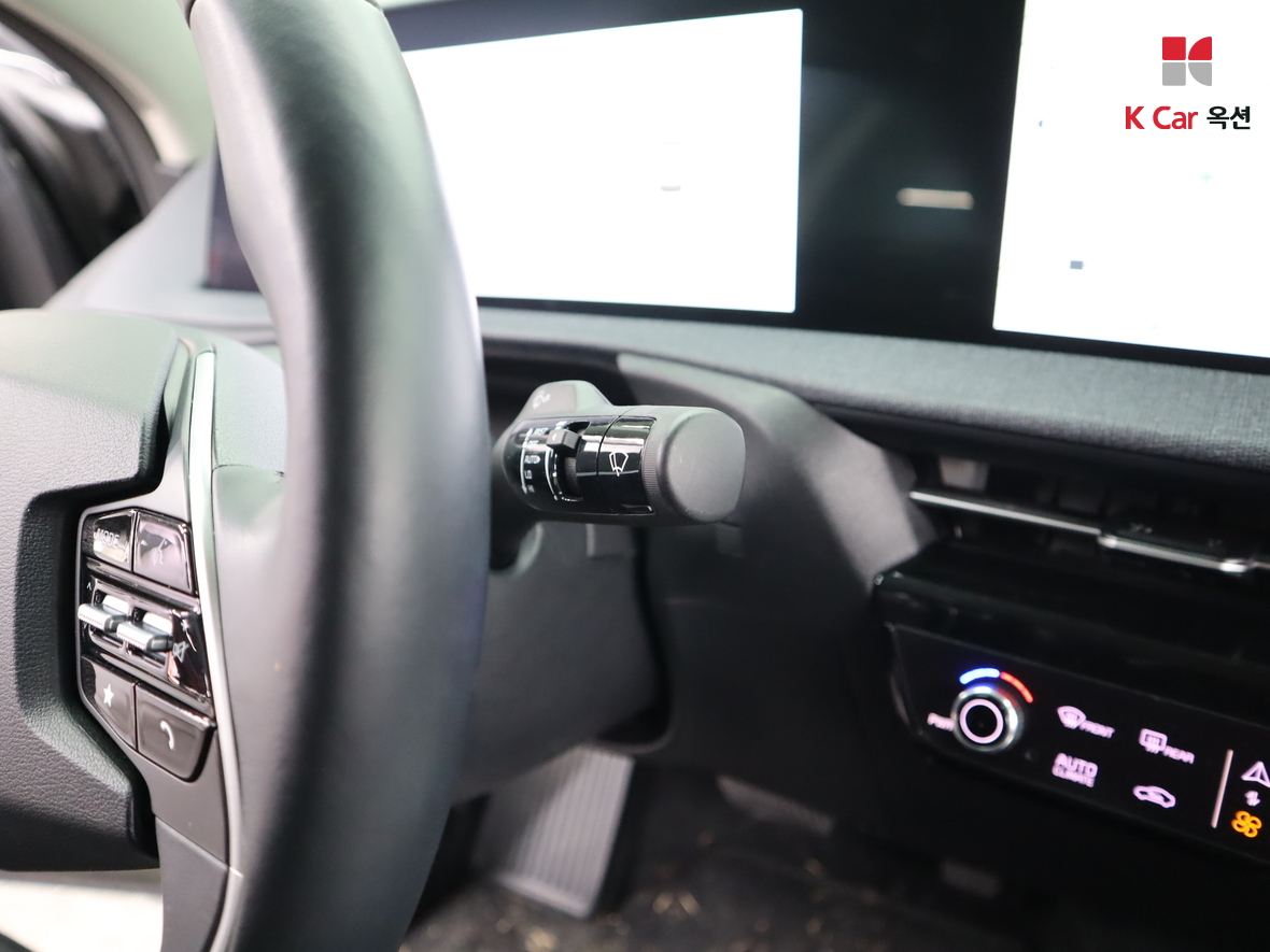 Kia EV6 2023 - Image 11