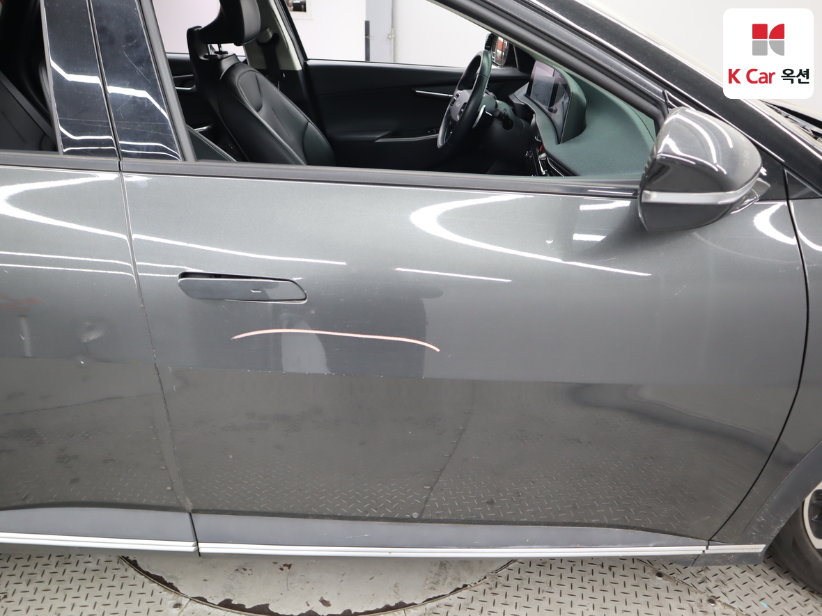 Kia EV6 2023 - Image 44