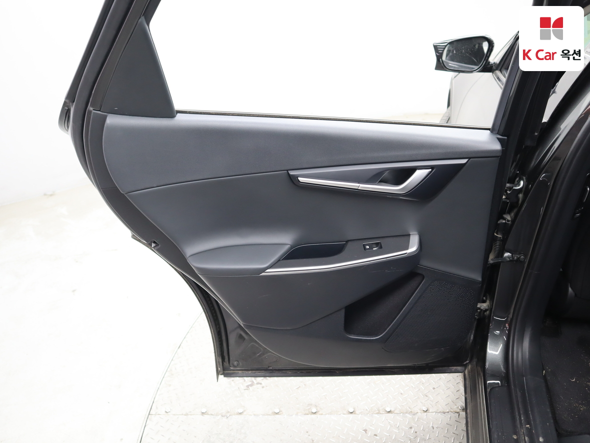 Kia EV6 2023 - Image 23