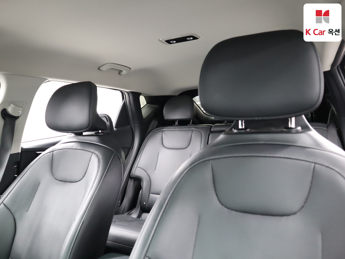 Kia EV6 2023 - Image 20