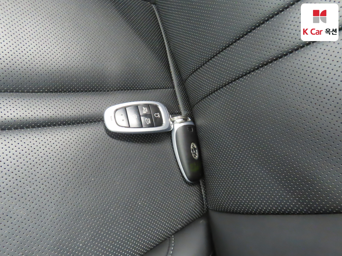 Hyundai Sonata - 18