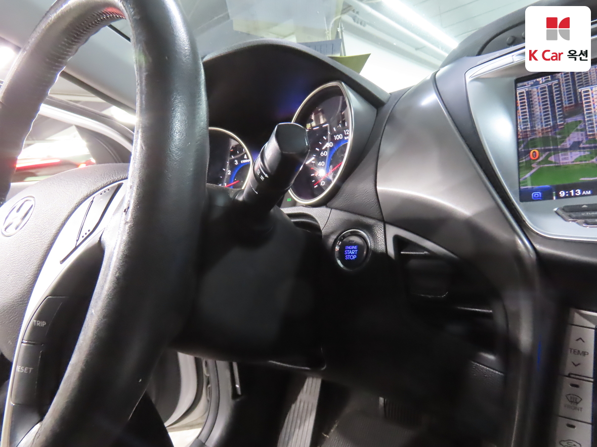 Hyundai Elantra 2012 - Image 11