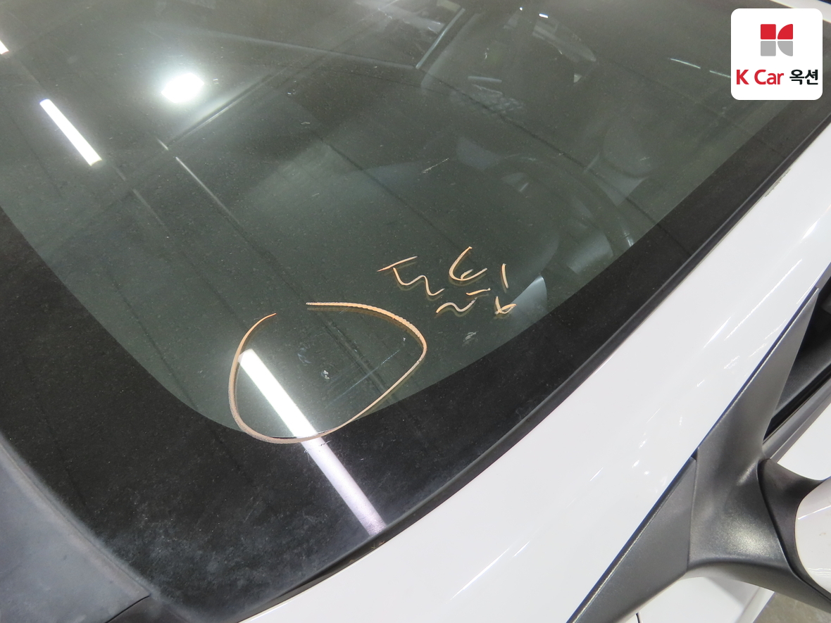 Hyundai Elantra 2012 - Image 33