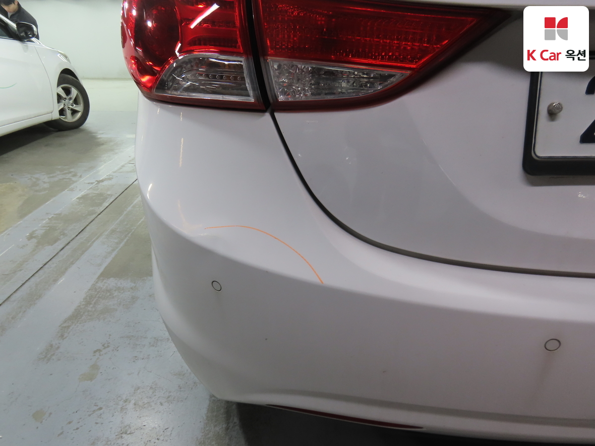 Hyundai Elantra 2012 - Image 38