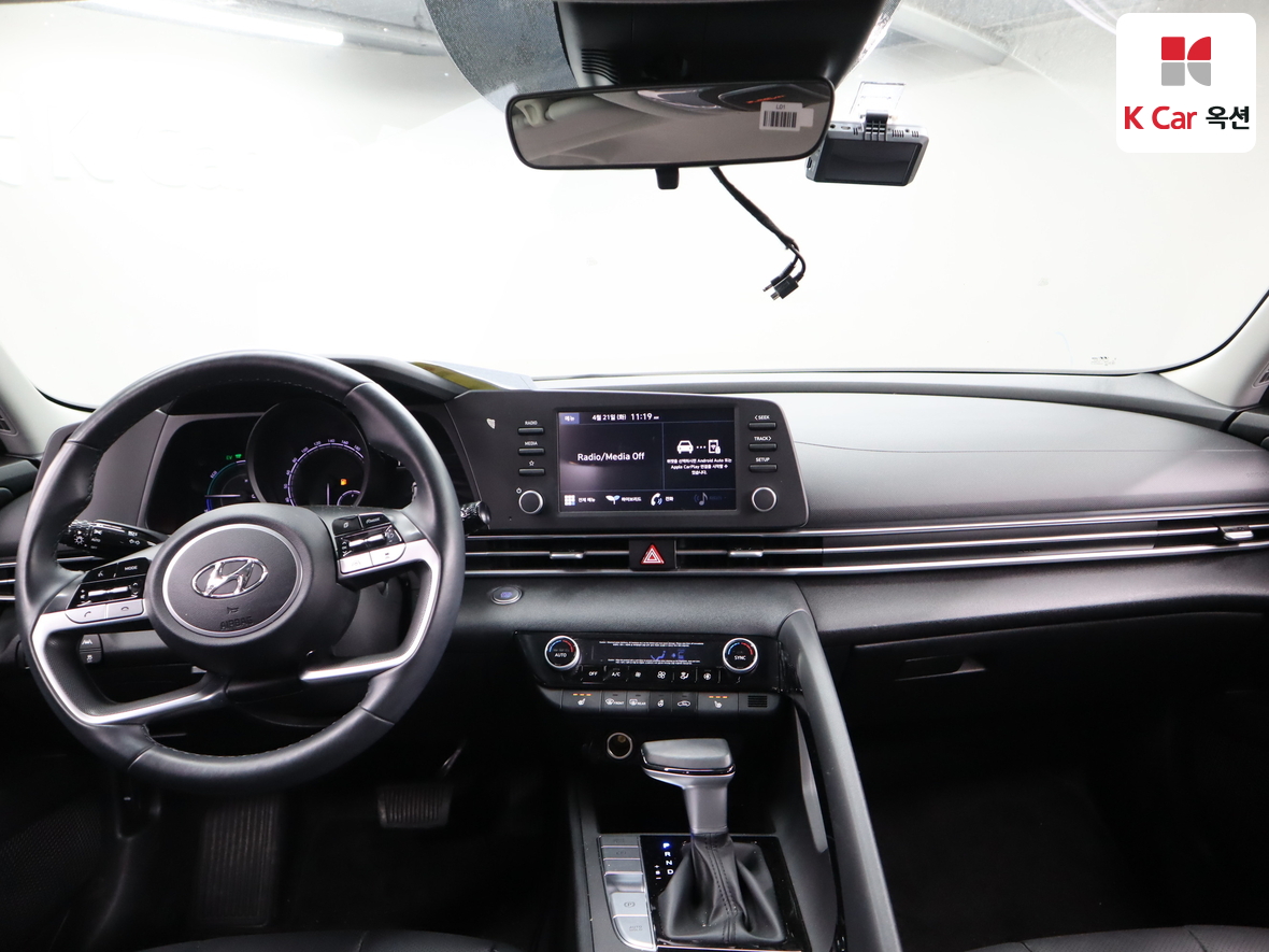 현대자동차 아반떼 2021 - 이미지 3