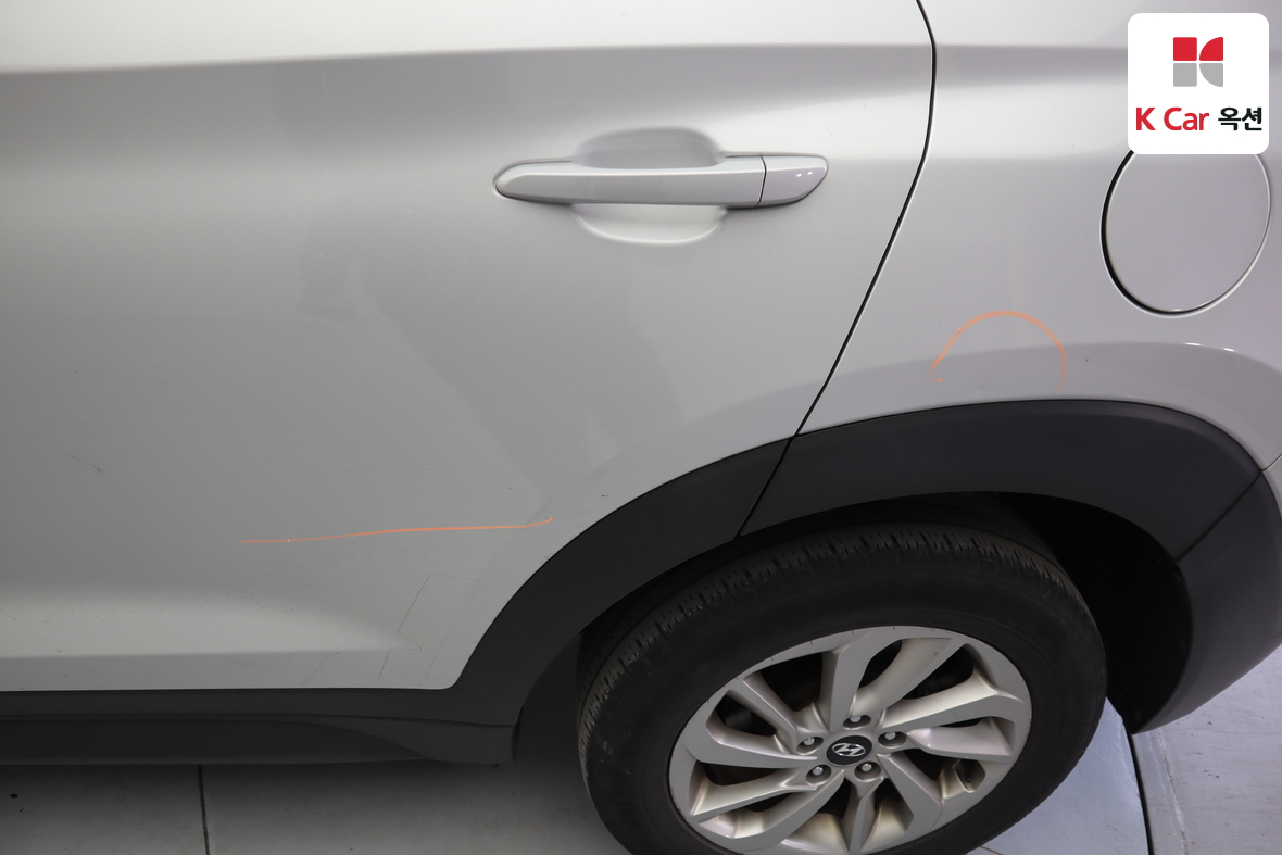 Hyundai Tucson - 38