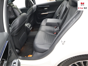 2022 - mercedes-benz c300