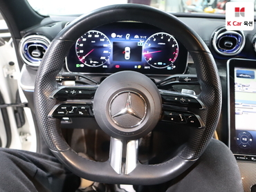 2022 - mercedes-benz c300