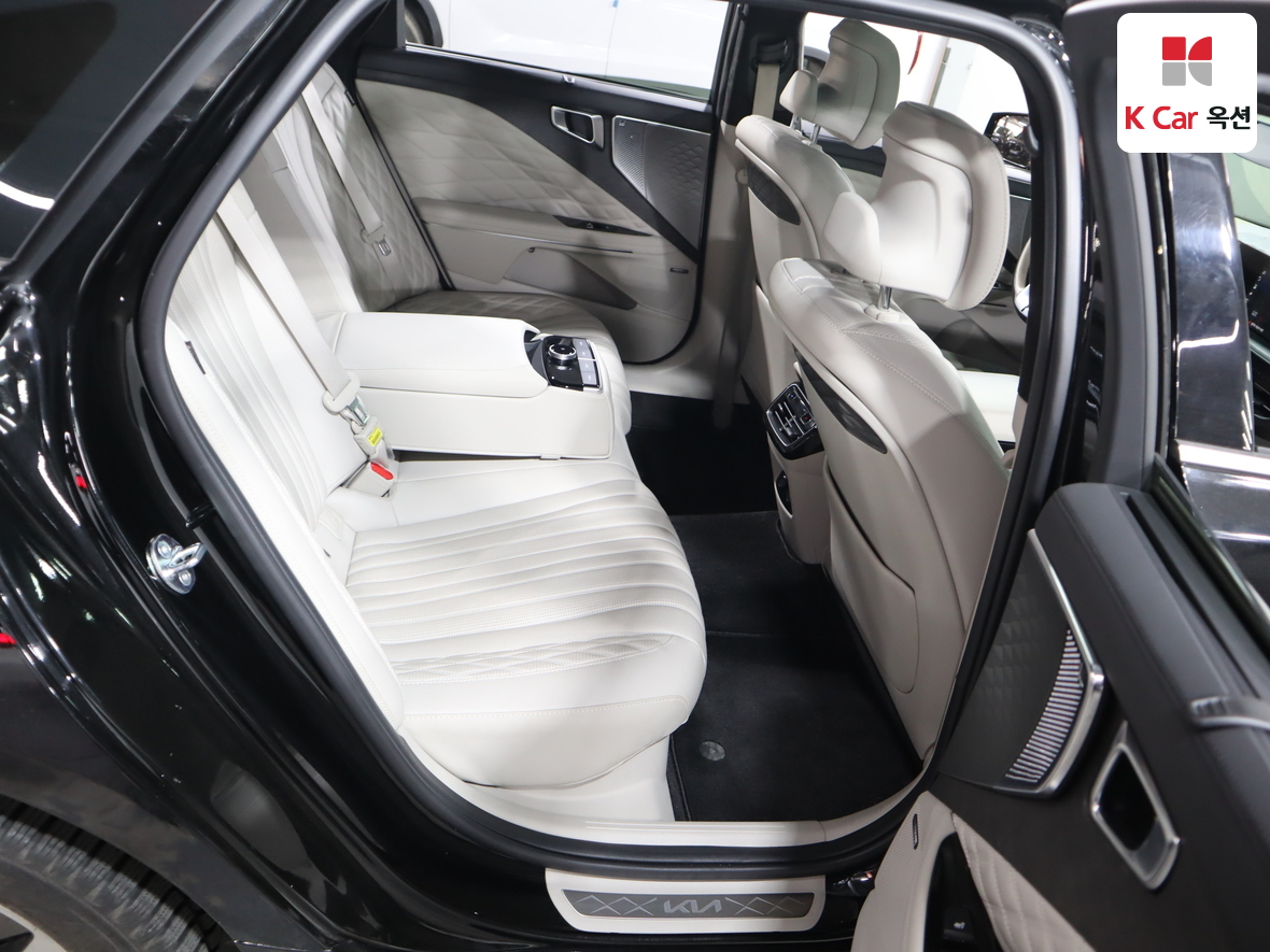 كيا K8 2023 - صورة 30