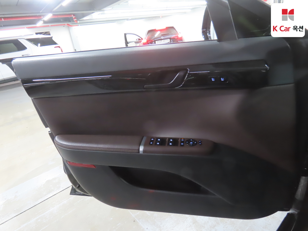 هيونداي أزيرا 2023 - صورة 8