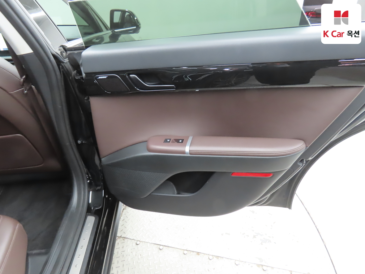 هيونداي أزيرا 2023 - صورة 27