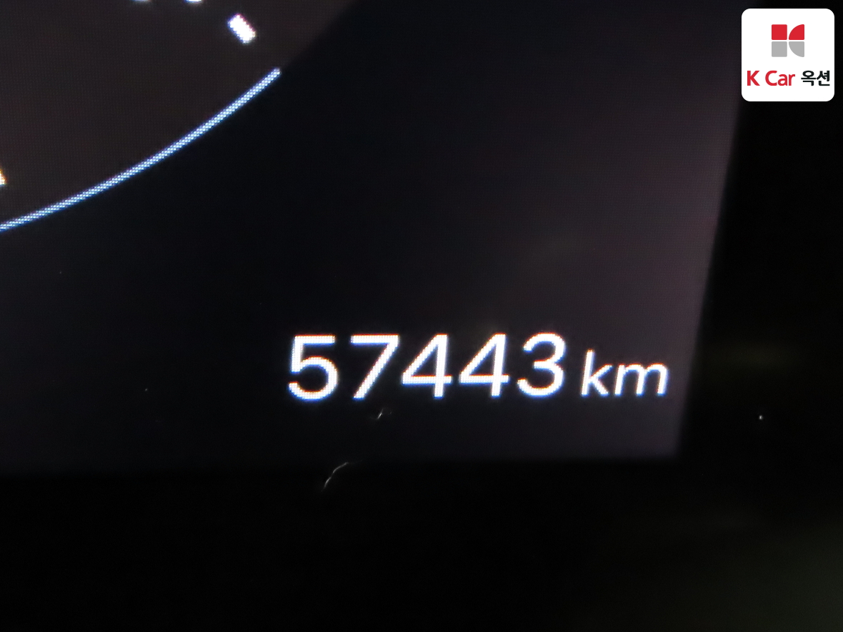 هيونداي أزيرا 2023 - صورة 4