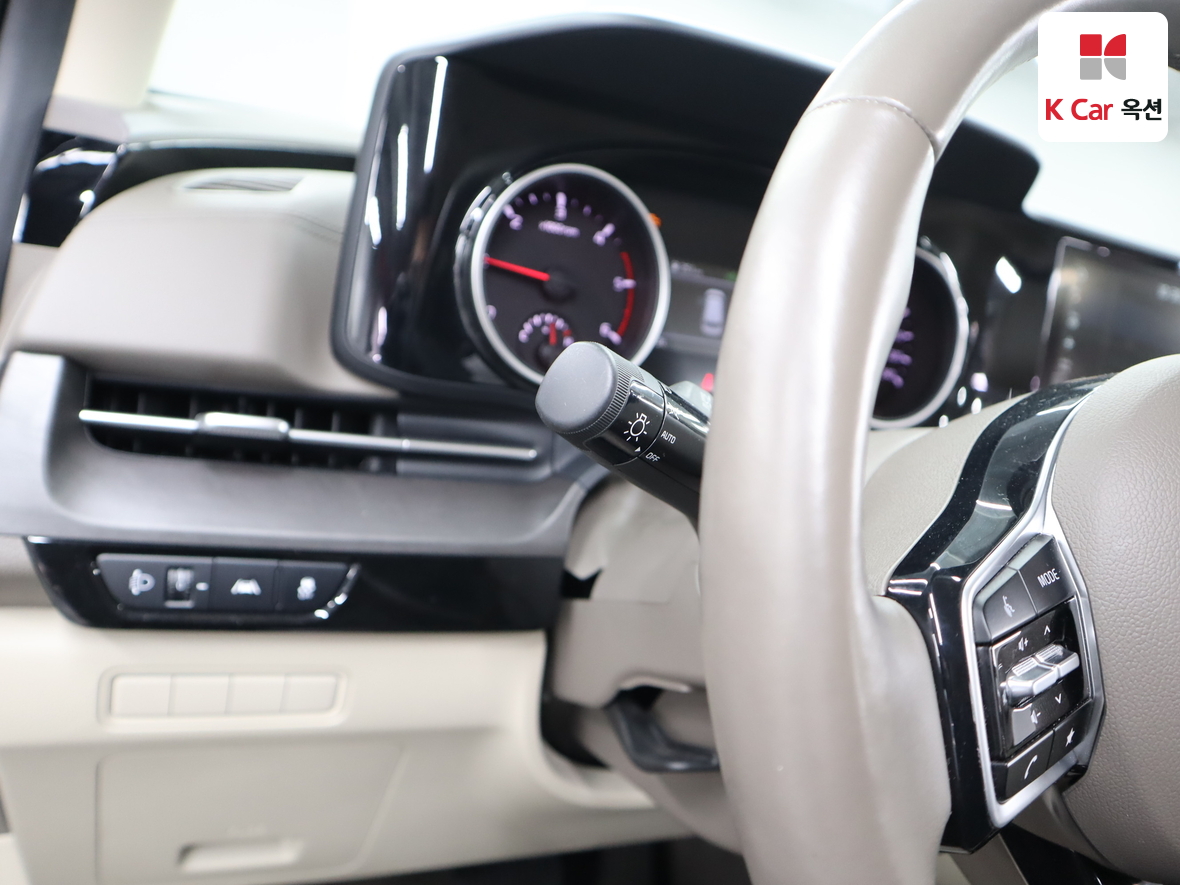 كيا كارنيفال 2021 - صورة 9