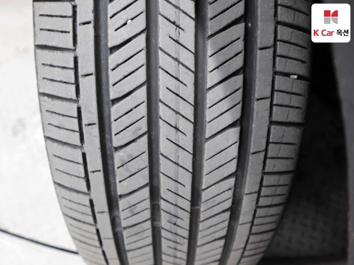 كيا كارنيفال 2021 - صورة 30