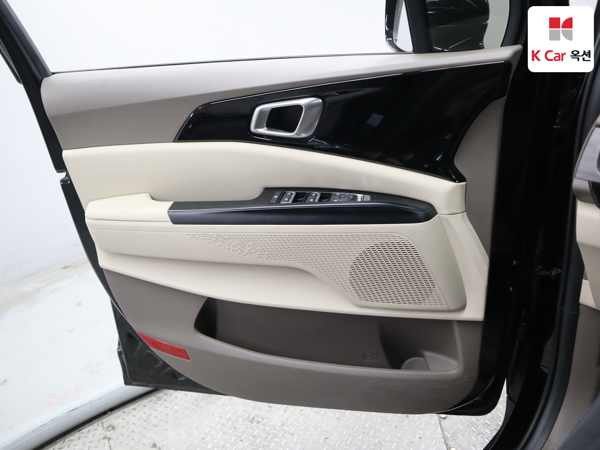 كيا كارنيفال 2021 - صورة 8