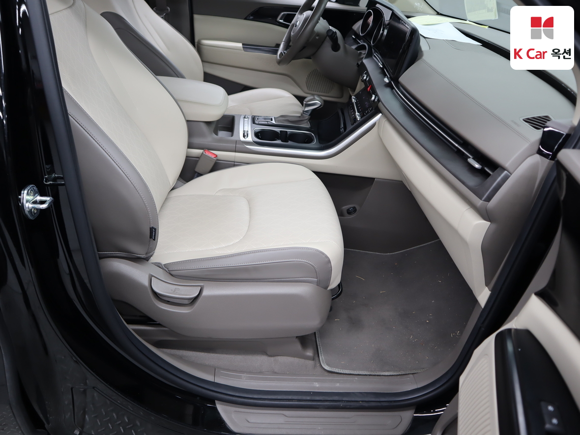 كيا كارنيفال 2021 - صورة 28