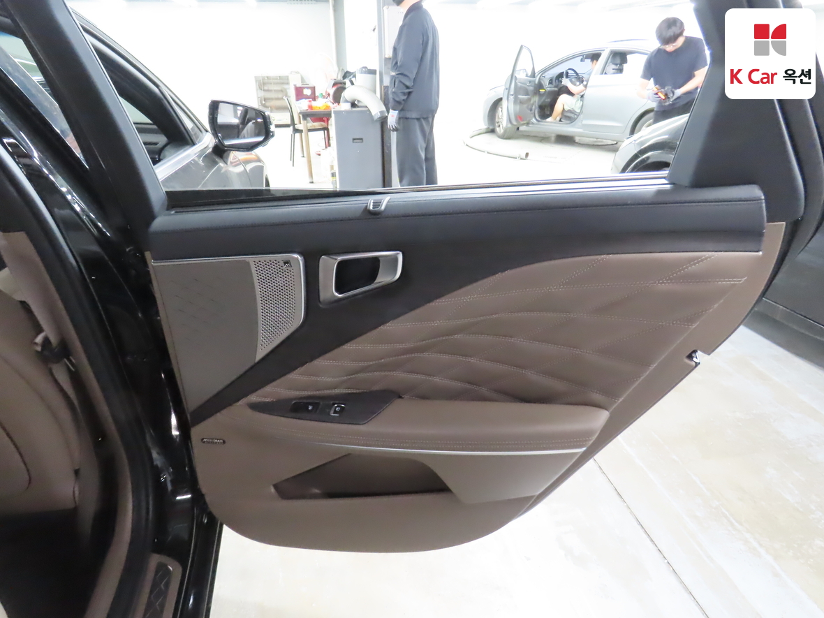 Kia K8 2022 - Image 28