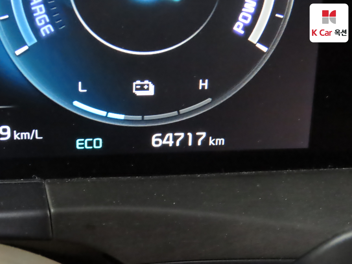 Kia K8 2022 - Image 4