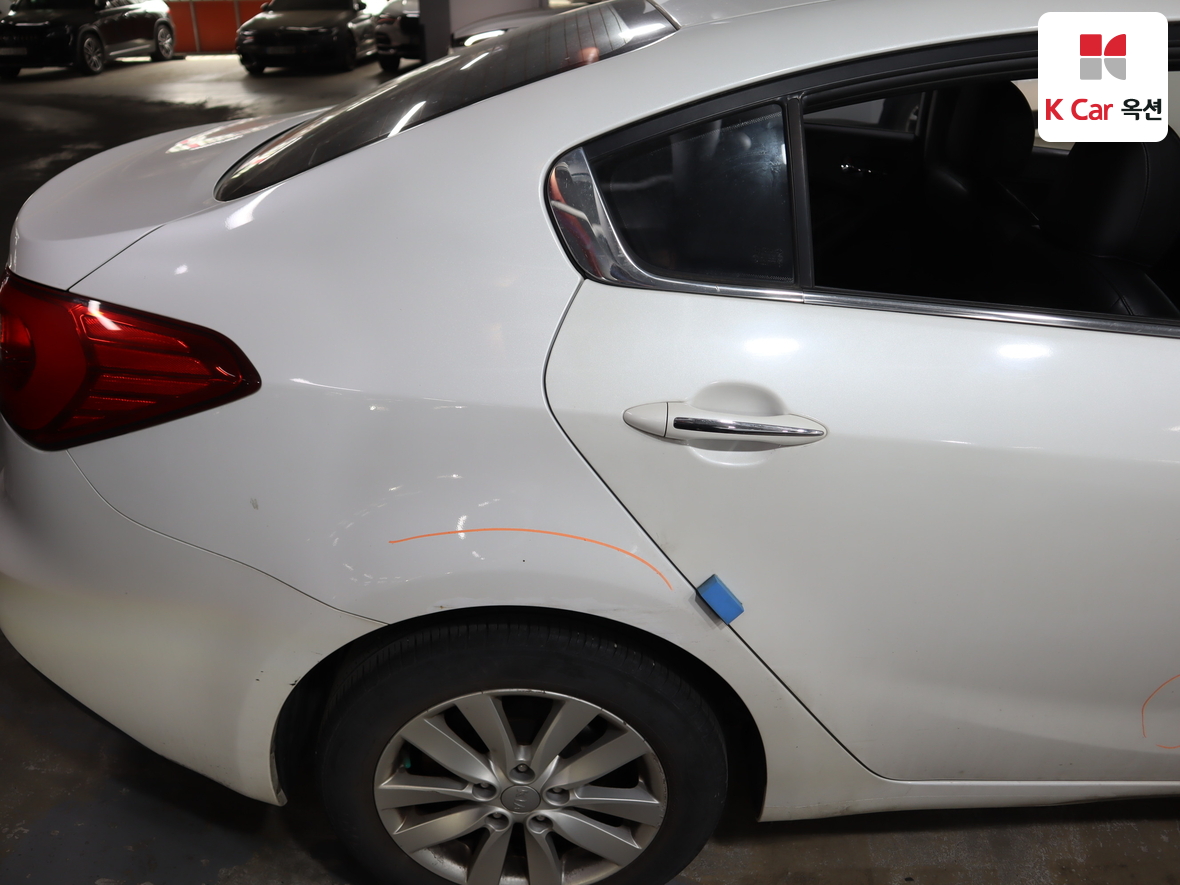 Kia K3 2013 - Image 38