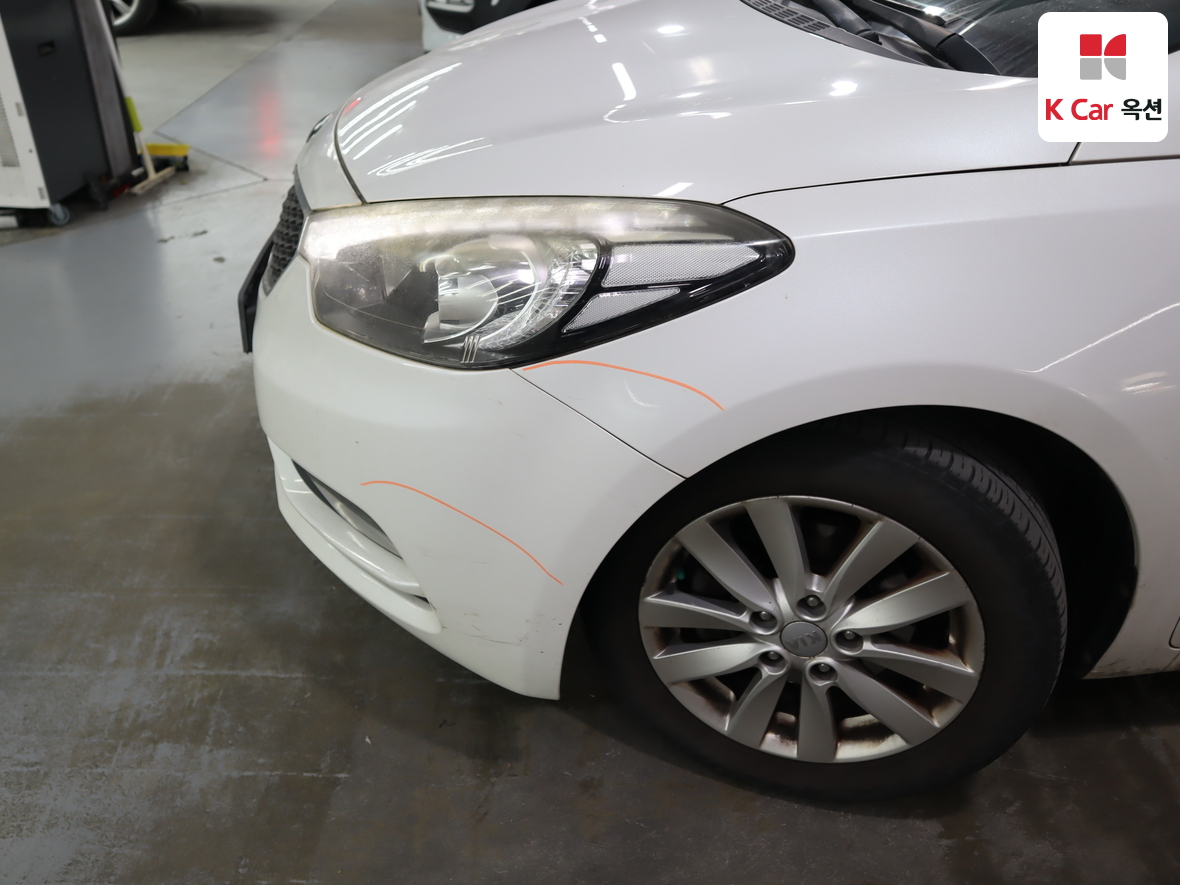 Kia K3 2013 - Image 35