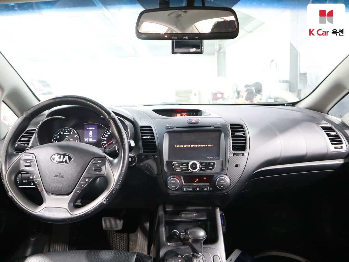 Kia K3 2013 - Image 3