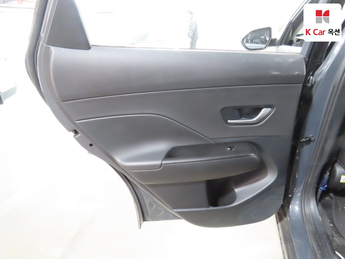 Hyundai Kona 2023 - Image 23