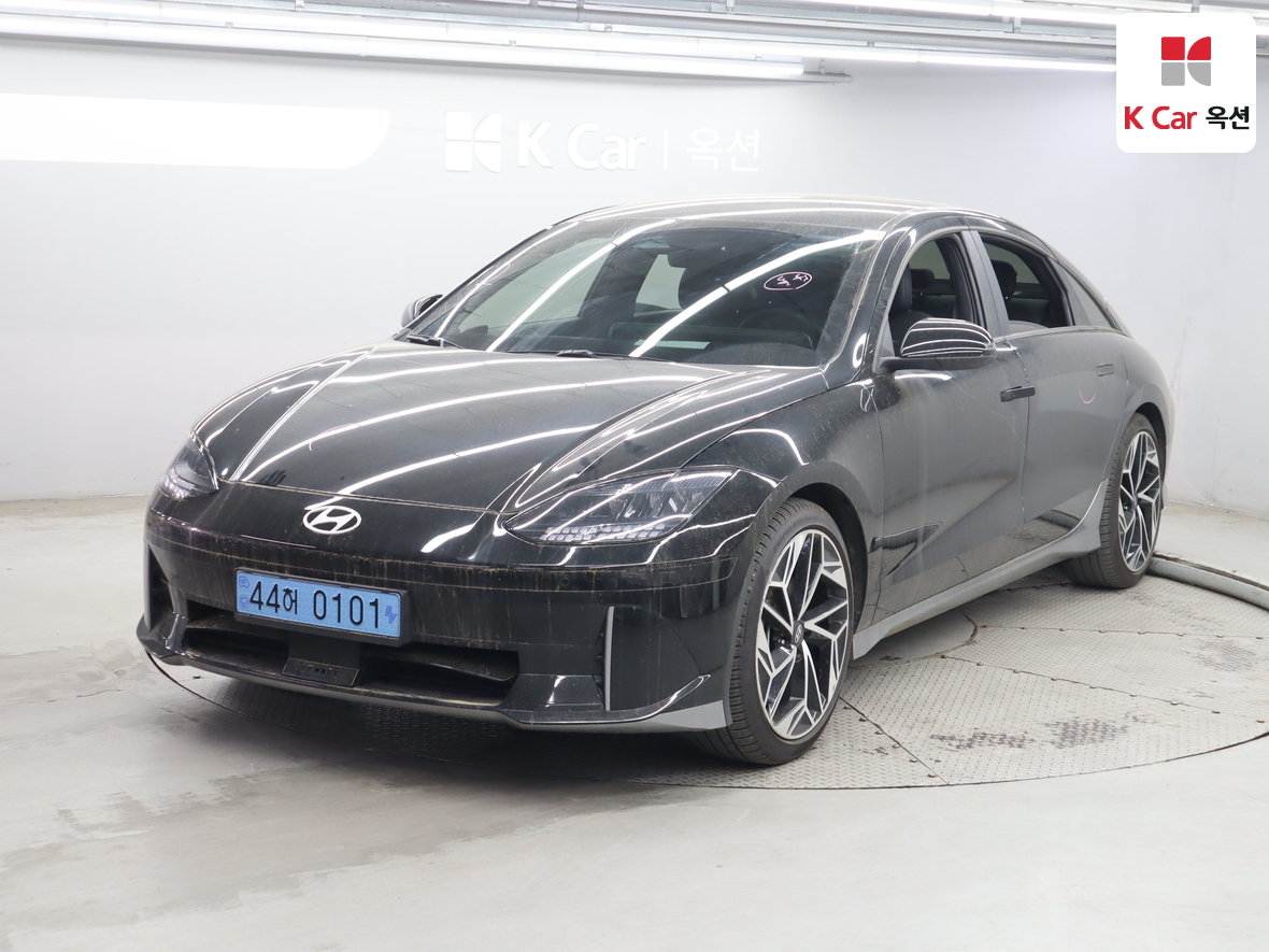 هيونداي أيونيك 6 2023 - صورة 1