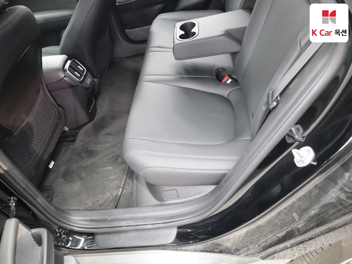 هيونداي أيونيك 6 2023 - صورة 22