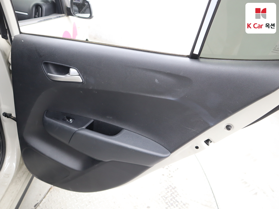 Kia Morning 2023 - Image 26