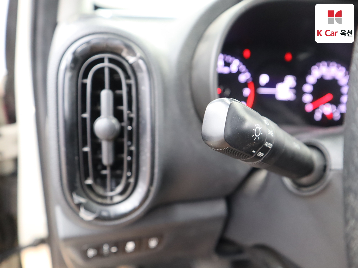 Kia Morning 2023 - Image 9