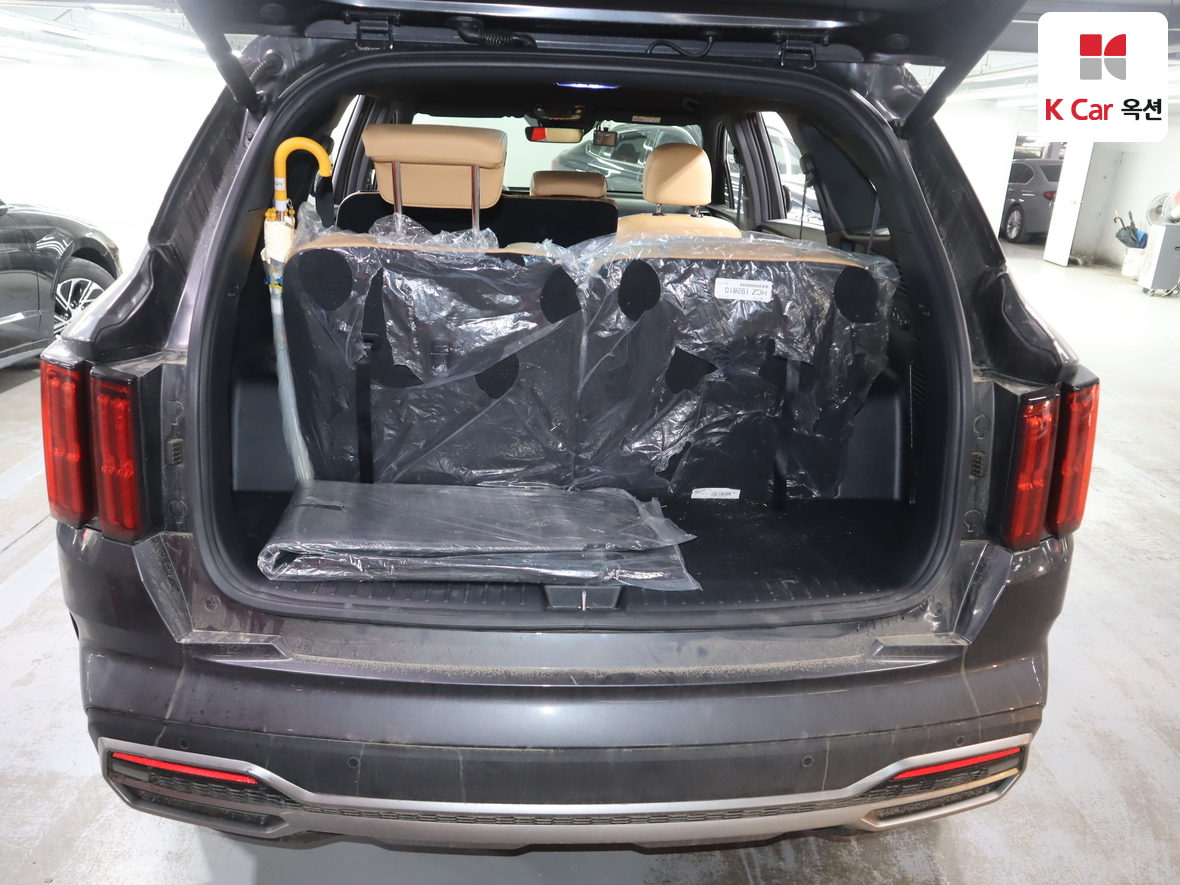 كيا سورينتو 2023 - صورة 24