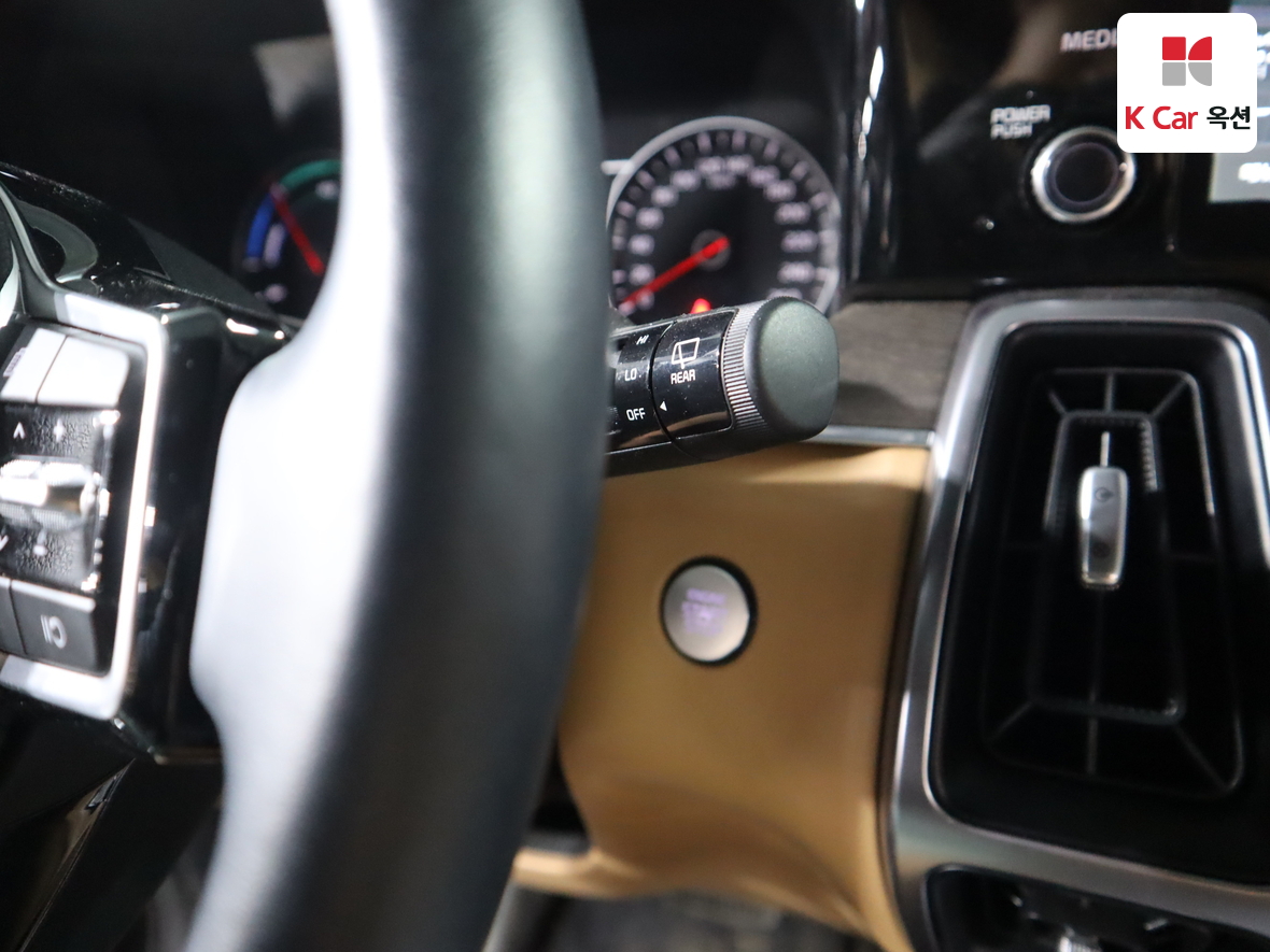 كيا سورينتو 2023 - صورة 11