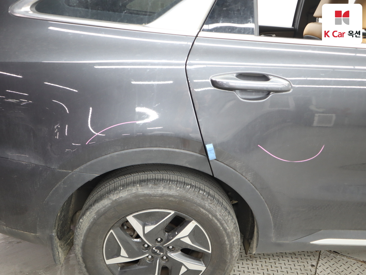 كيا سورينتو 2023 - صورة 37