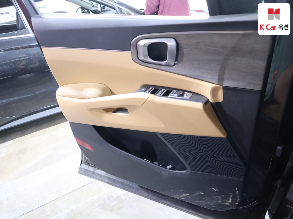 كيا سورينتو 2023 - صورة 8