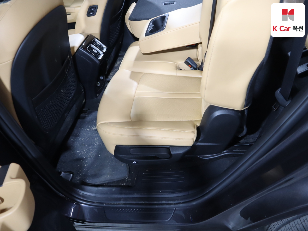 كيا سورينتو 2023 - صورة 22