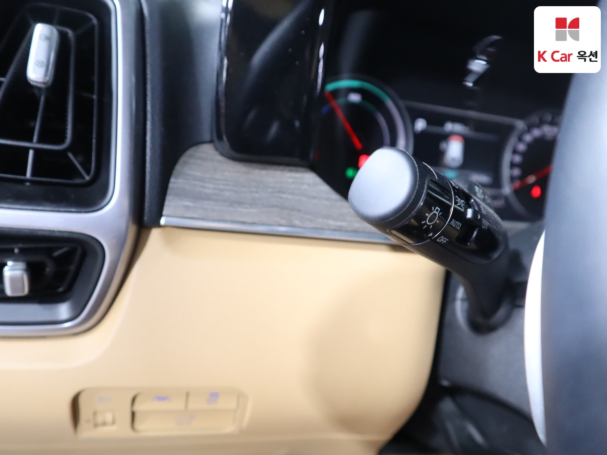 كيا سورينتو 2023 - صورة 9