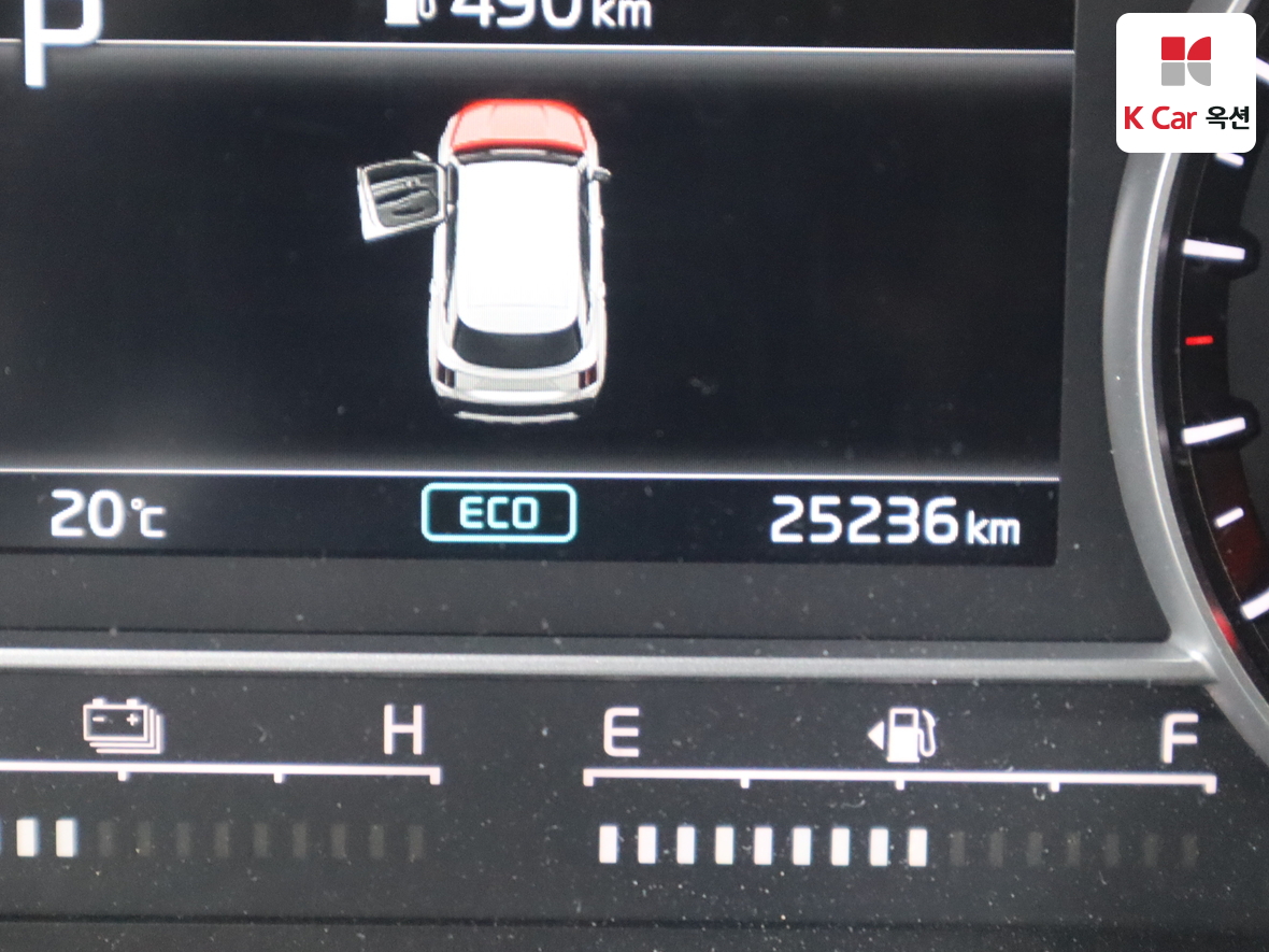 كيا سورينتو 2023 - صورة 4